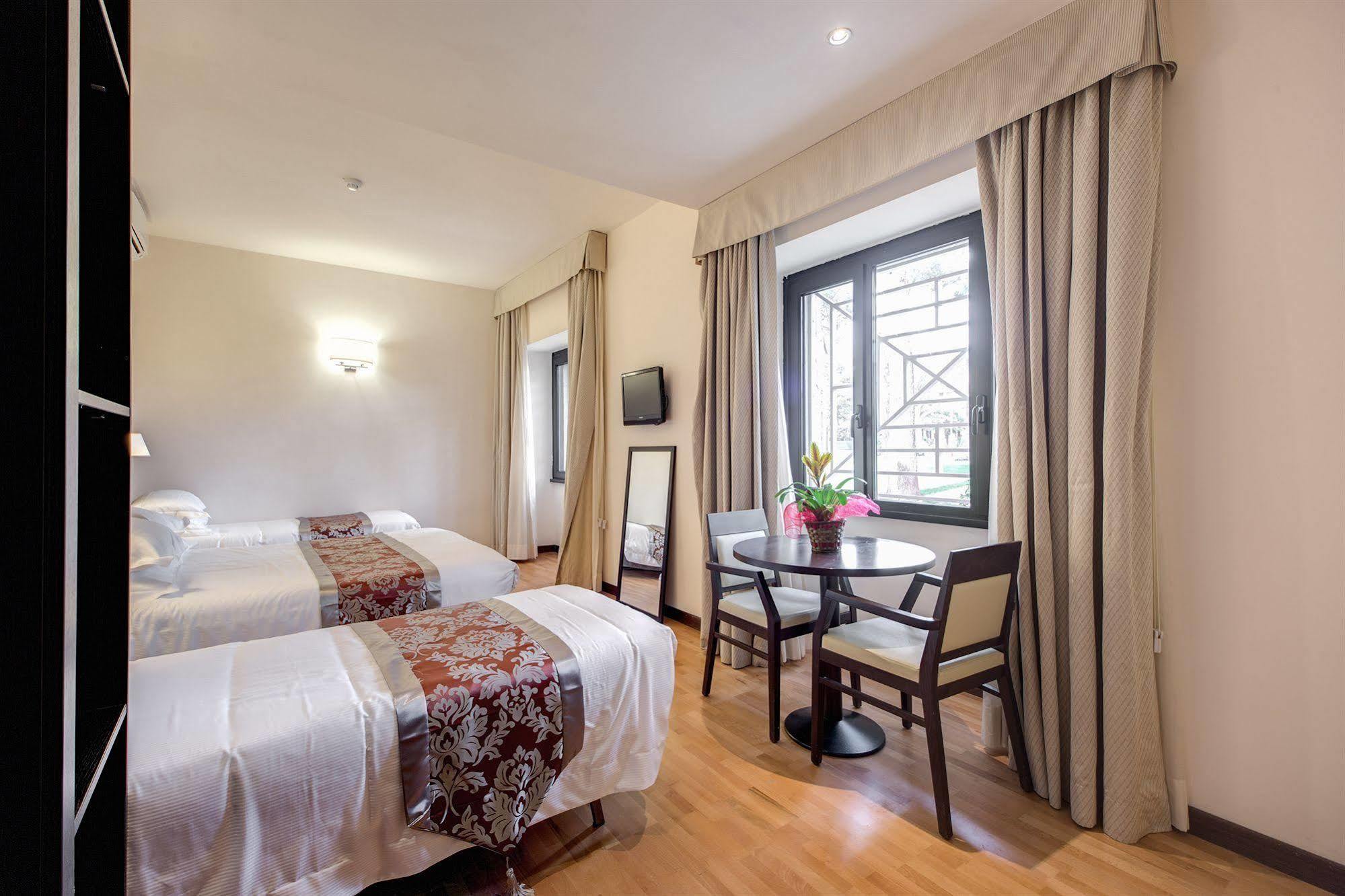 Regal Park 4* Roma